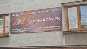 Podlahy Adámek. Aktuality. Nové reklamní bannery.